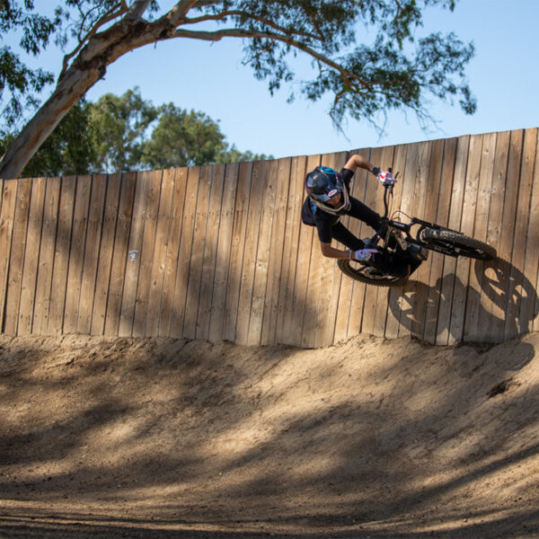 20e-Wild-3_1 STACYC 20eDRIVE tasakaaluratas